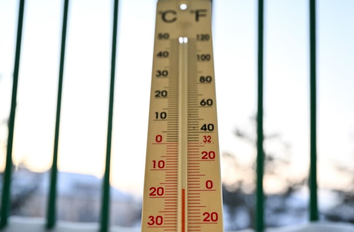 Meteo prossimi giorni: sole e temperature piacevoli al Sud, freddo e nebbia al Nord. Foto Ansa