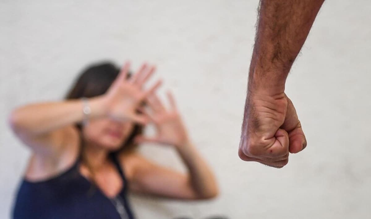 Minaccia la moglie: "Ti faccio fare la fine di Giulia Cecchettin", 31enne allontanato da casa. Foto d'archivio Ansa