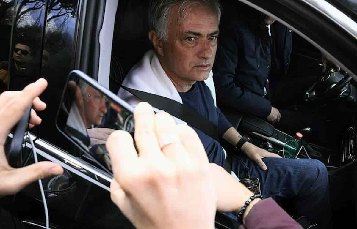 esonero mourinho