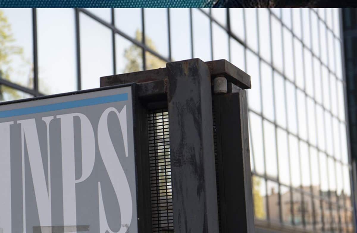 Pensioni, il calendario del 2024: ecco quando saranno pagate mese per mese. Foto Ansa