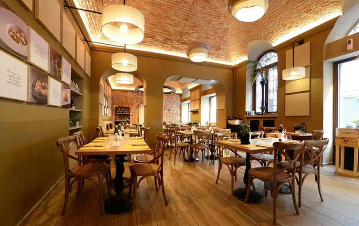 Doggy bag obbligatoria al ristorante, la proposta di legge contro lo spreco alimentare. Foto Ansa