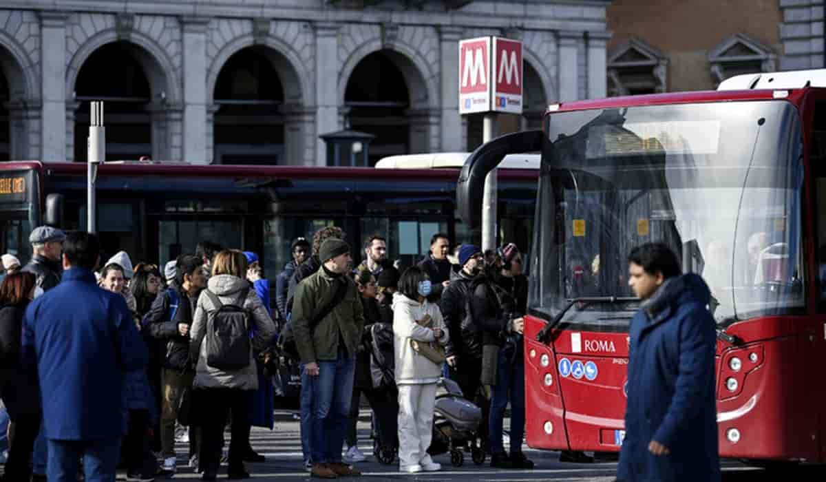 Sciopero del trasporto pubblico, foto Ansa