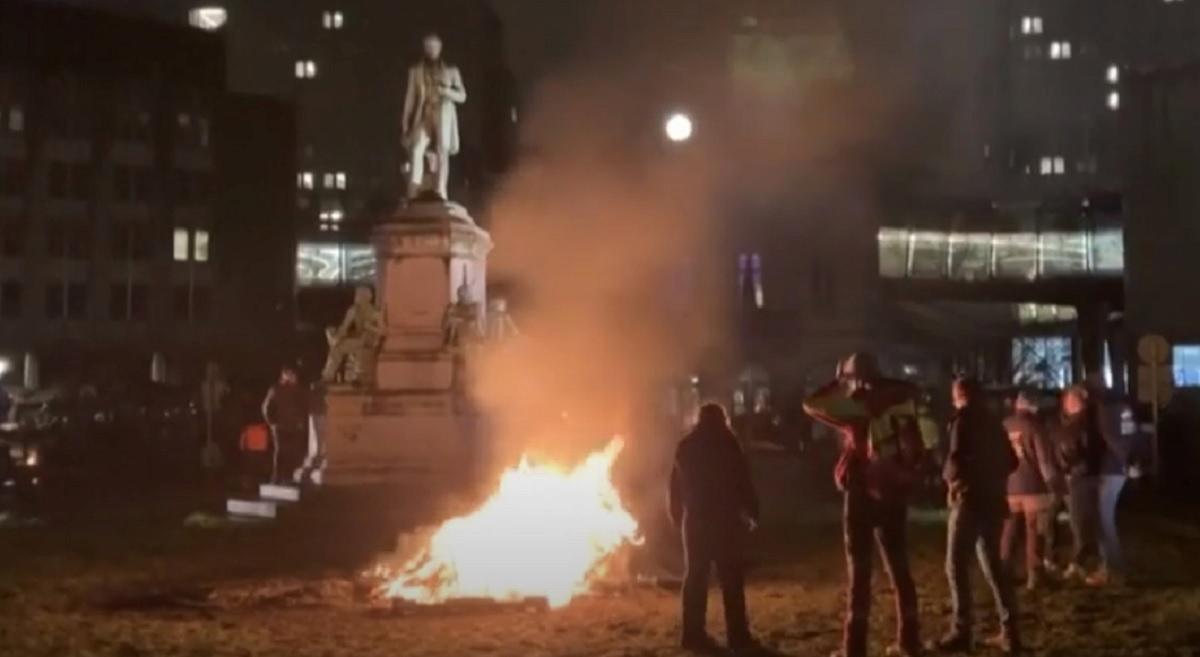 bruxelles, la protesta degli allevatori