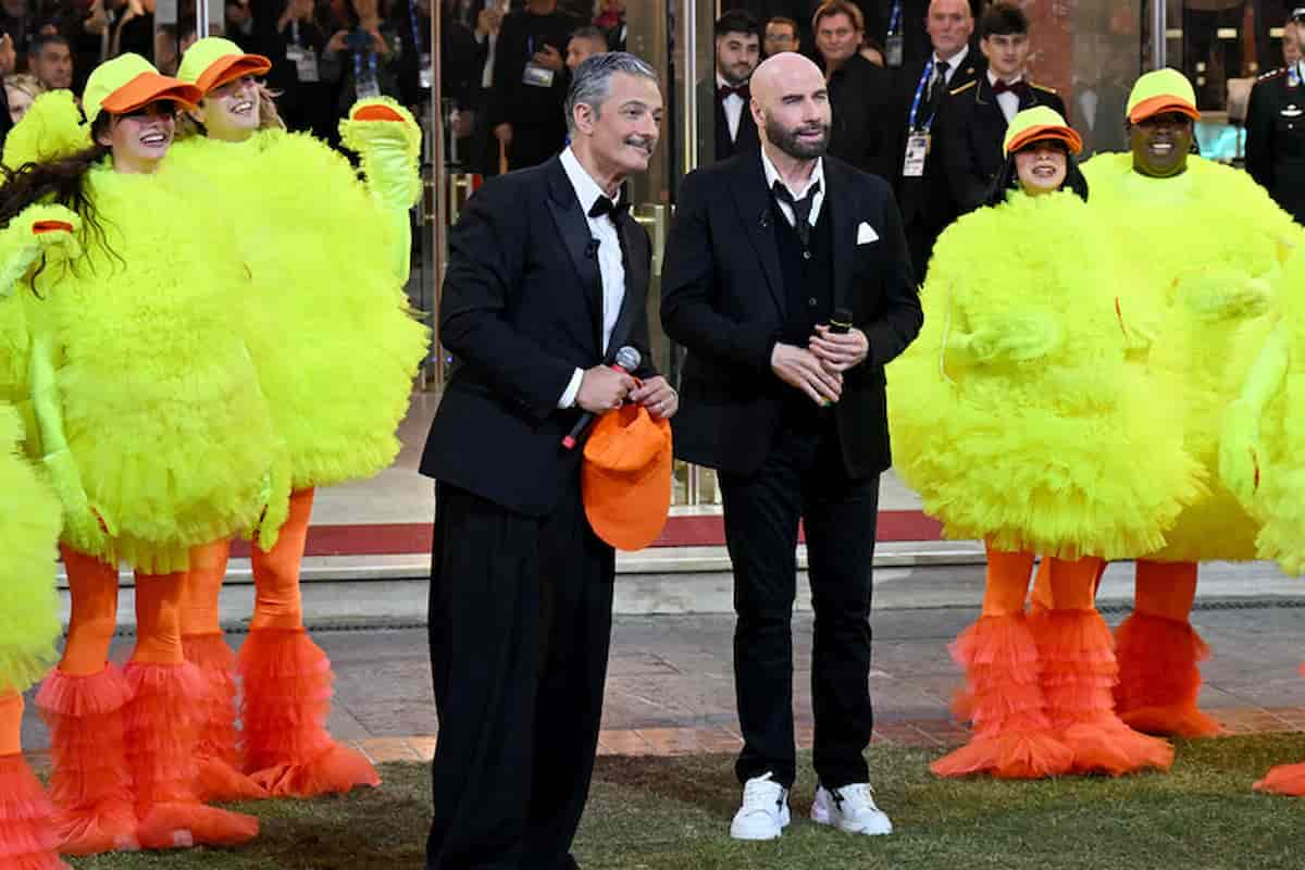 Festival di Sanremo snaturato, aridatece Pippo Baudo non Travolta