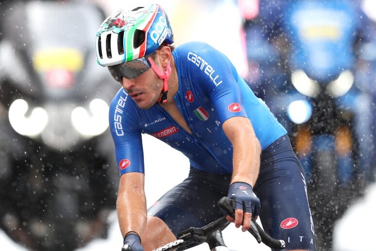 Capolavoro Bettiol. Trionfa in solitaria alla Milano-Torino con un assolo finale di 30 km