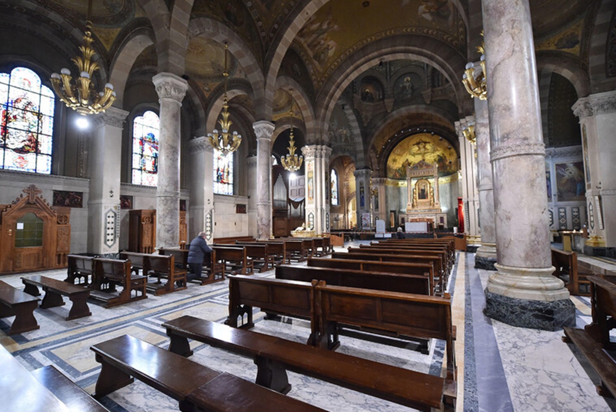 Chiesa, foto archivio ANSA