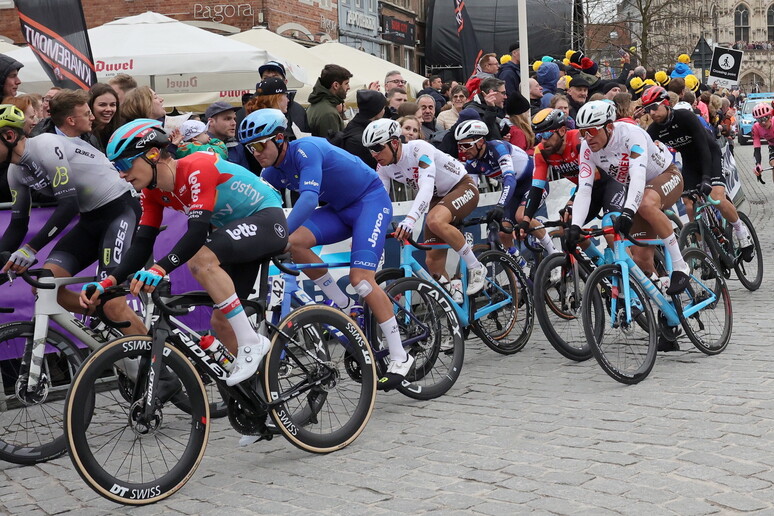 Pasqua di ciclismo con il Giro delle Fiandre. Seconda Monumento di 270km