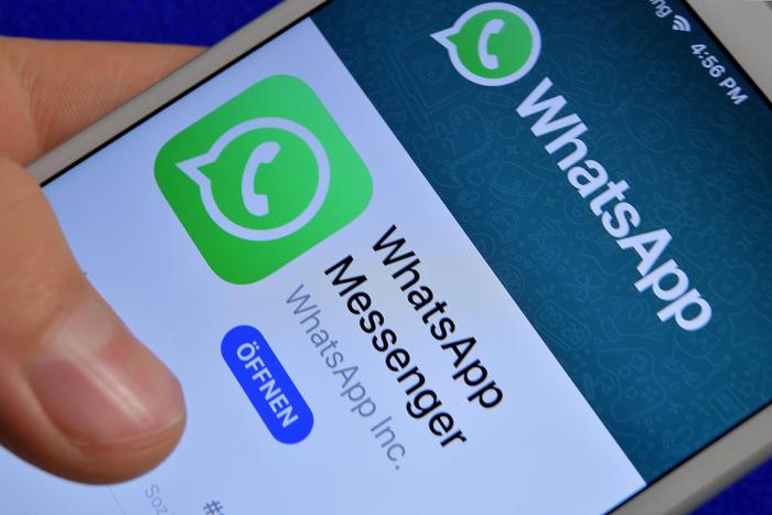 whatsApp chat interoperabilità