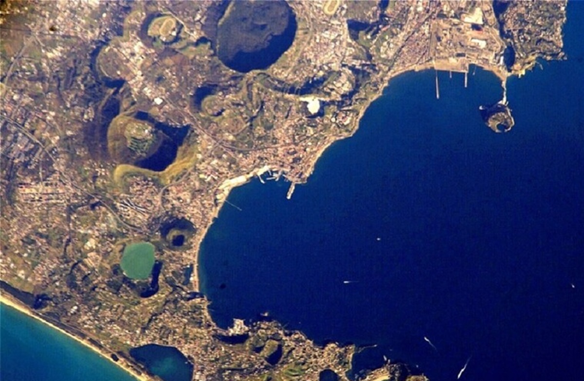 Campi Flegrei, il sindaco di Pozzuoli: "Non voglio andare via dalla nostra terra"