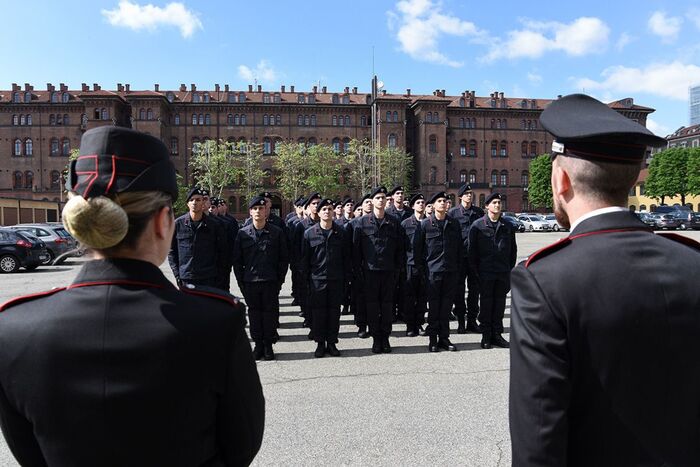 Carabiniera suicida