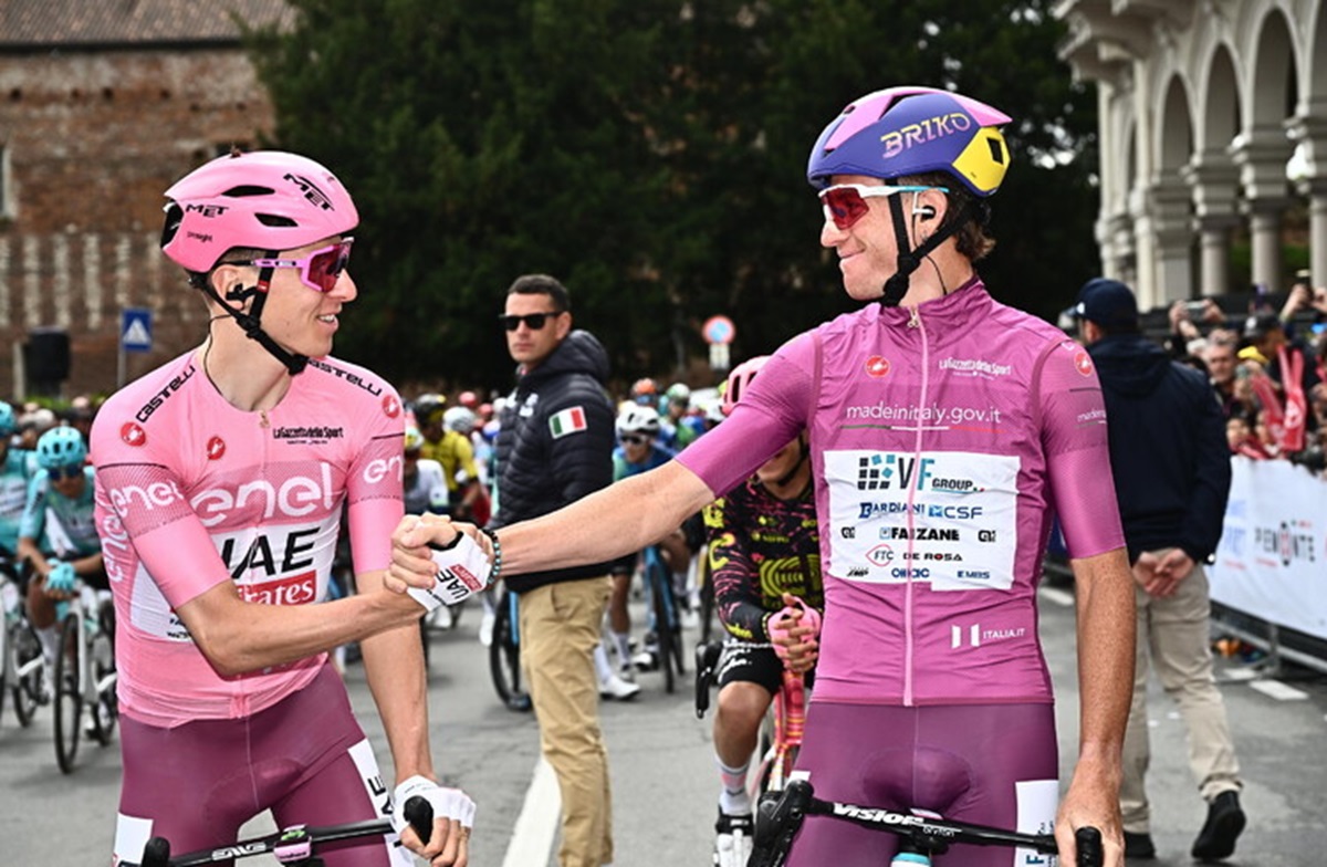 Tim Merlier ha vinto la terza tappa del Giro d’Italia. Pogacar sempre maglia rosa FOTO ANSA