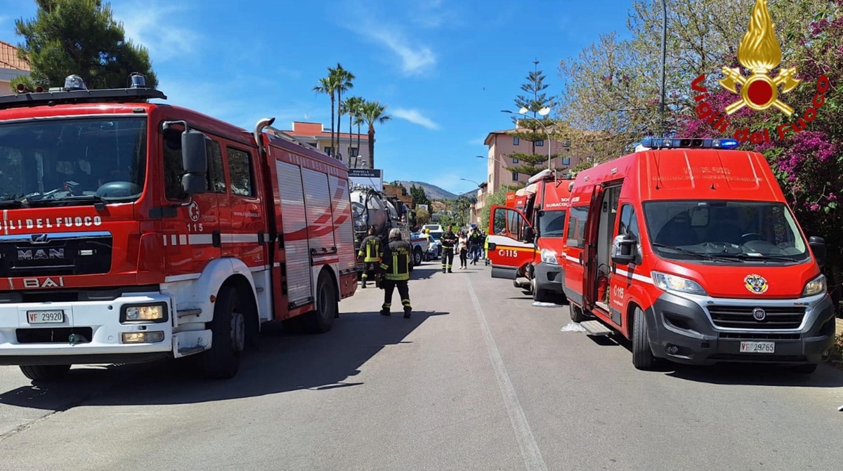Strage sul lavoro a Casteldaccia (Palermo): cinque operai morti, uno grave. Erano impegnati in lavori fognari FOTO ANSA