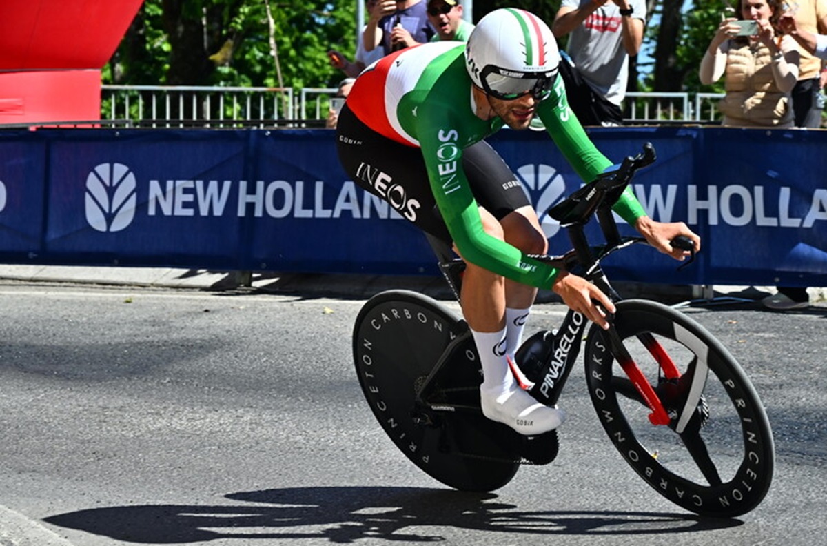 Pogacar vince anche la crono e consolida maglia rosa FOTO ANSA