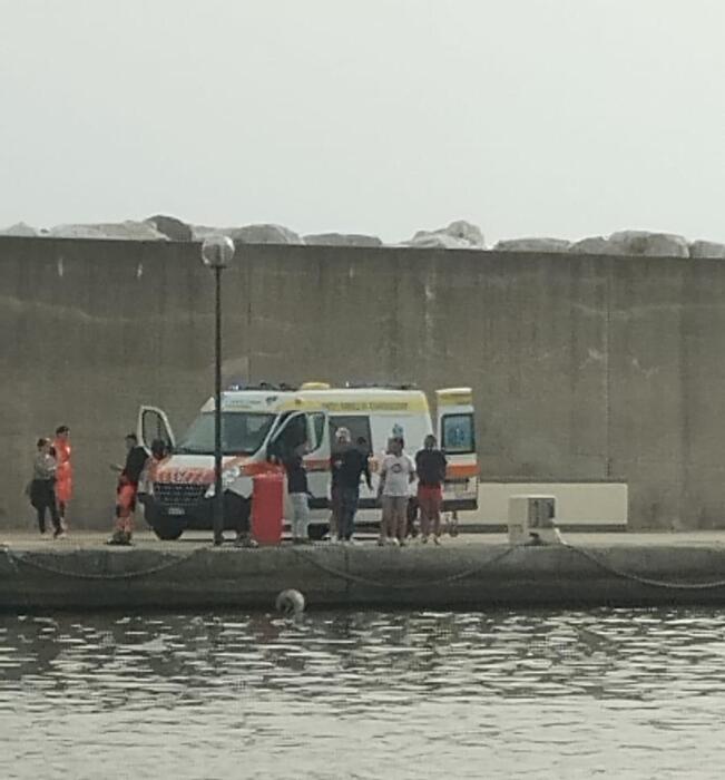 Auto in mare a Lavagna