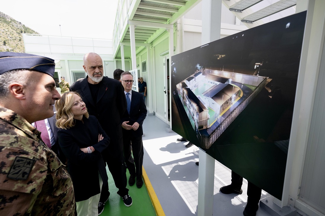 meloni edi rama visitano hotspot in albania